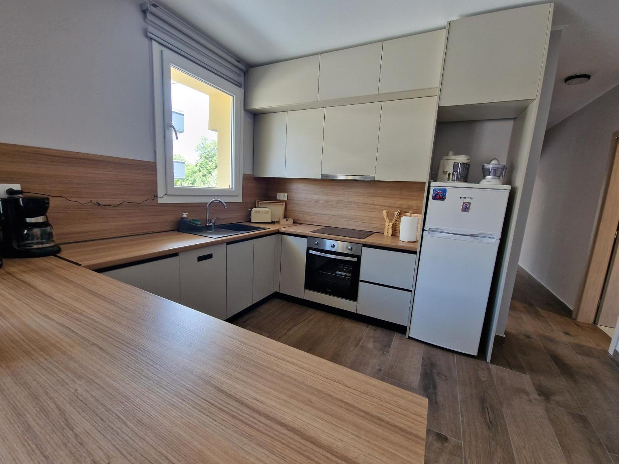 Konstantinos Apartment Неа Мудания Екстериор снимка