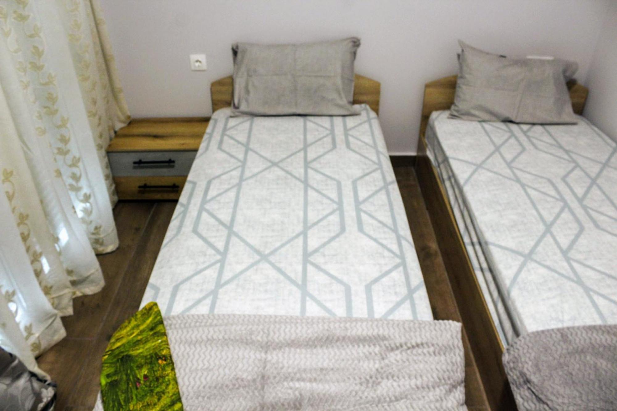 Konstantinos Apartment Неа Мудания Екстериор снимка