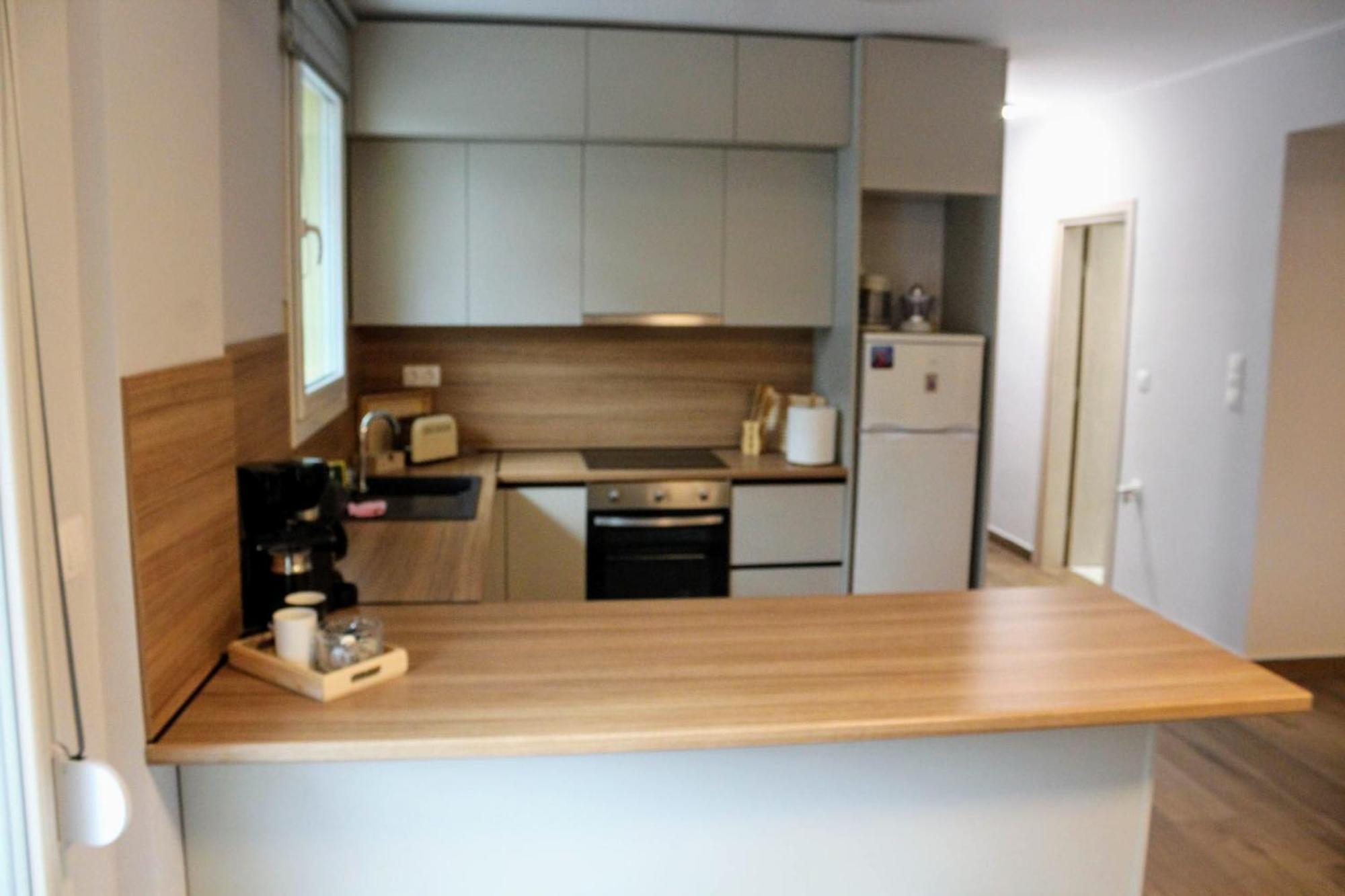 Konstantinos Apartment Неа Мудания Екстериор снимка
