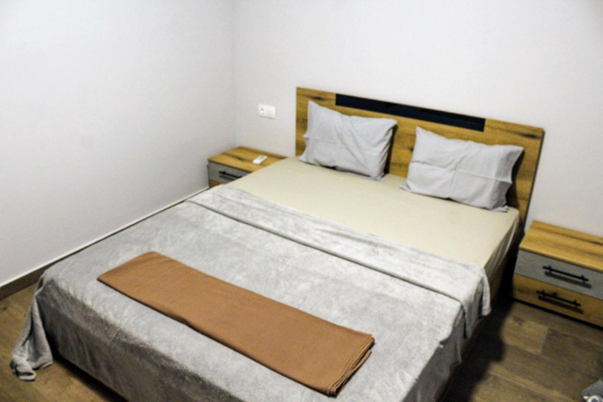 Konstantinos Apartment Неа Мудания Екстериор снимка