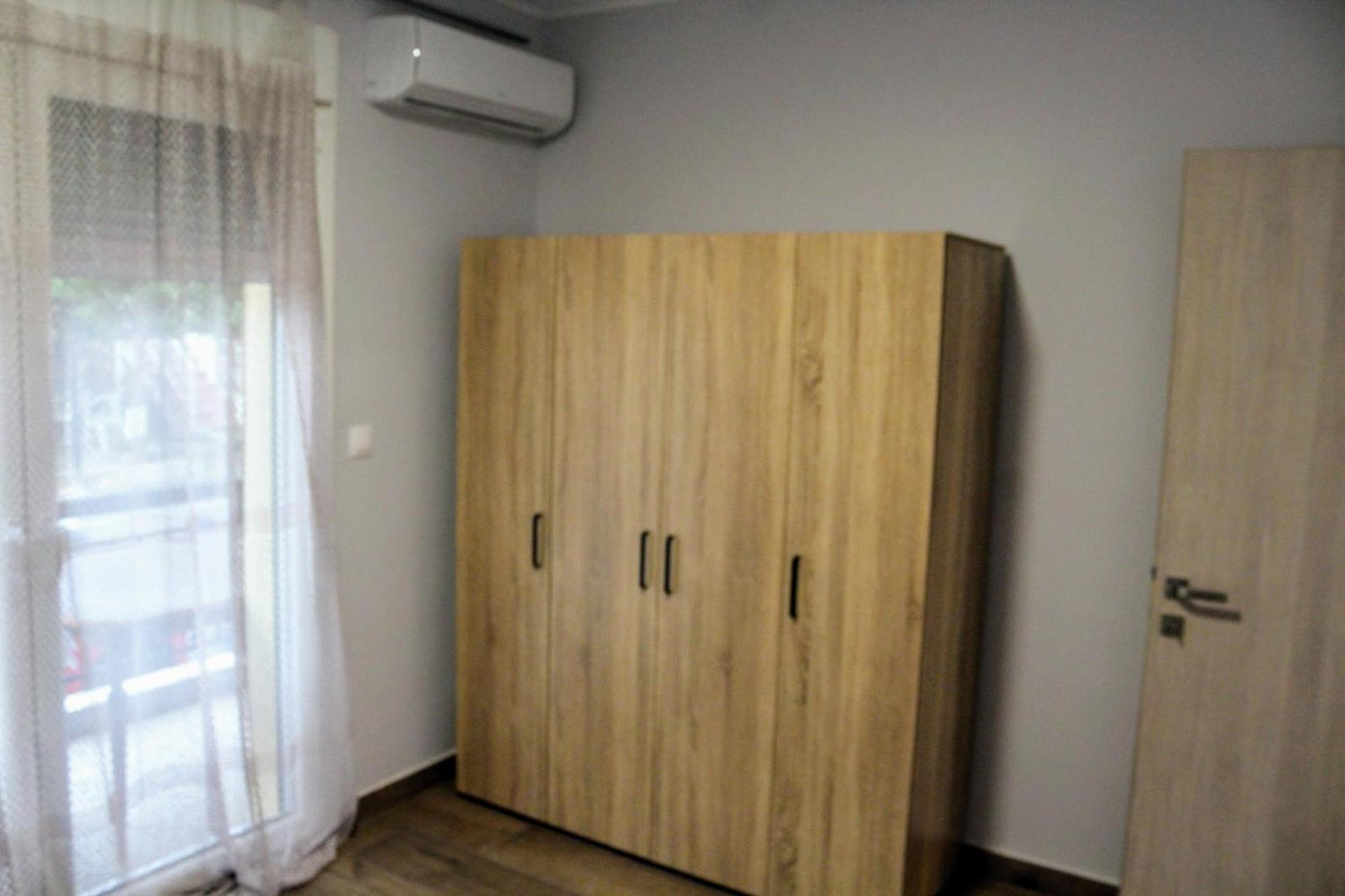 Konstantinos Apartment Неа Мудания Екстериор снимка